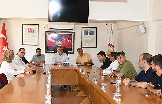 Başkan Ustaoğlu meslek toplantılarına devam ediyor.