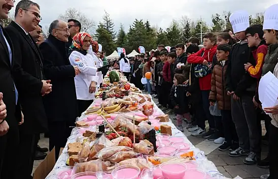 Başkandan 42 metrelik sofraya davet