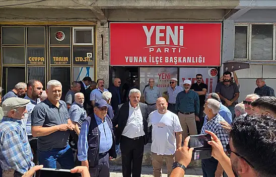 CHP Yunak İlçe Teşkilatı Yeni Parti'ye katıldı