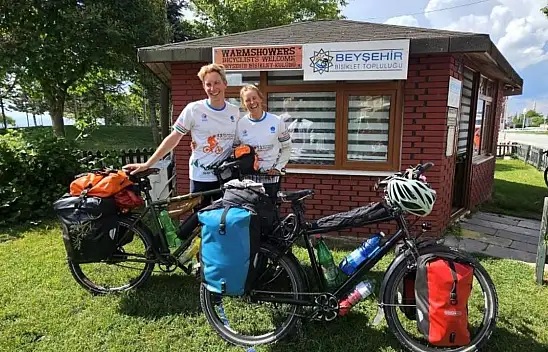 Çin'e pedal çeviren Alman çift Beyşehir'e hayran kaldı