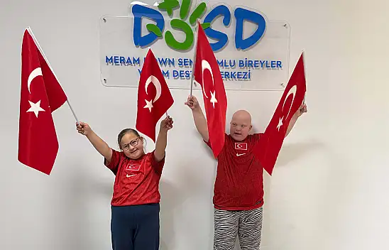 DOS Meramlı özel kalplerden Milli Takıma tam destek
