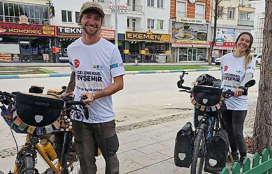 Dünyayı pedallayan çift Beyşehir'e geldi