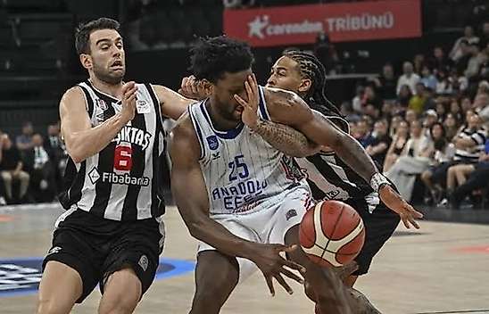 EuroLeague'de Türk derbisi heyecanı