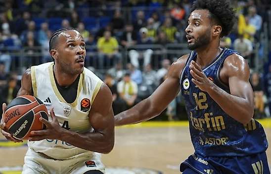 Fenerbahçe 4'te 4 peşinde