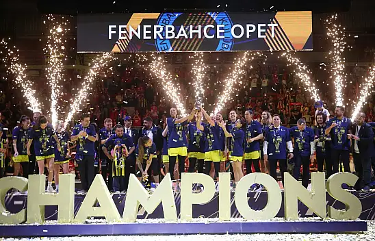 Fenerbahçe ilki başardı! 3. kez Euroleague şampiyonu