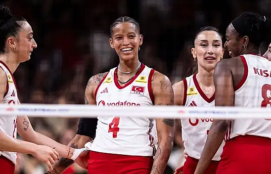 Filenin Sultanları Polonya'yı devirdi