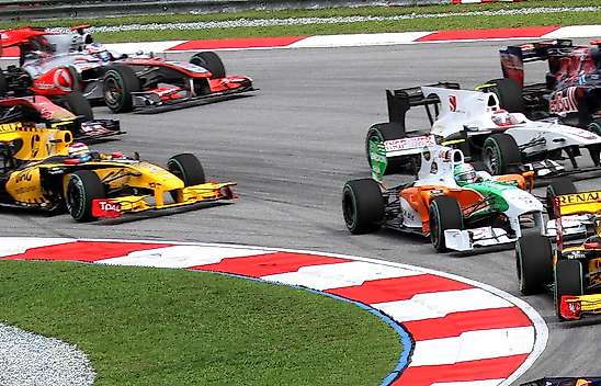 Formula 1'de Azerbaycan etabı koşulacak