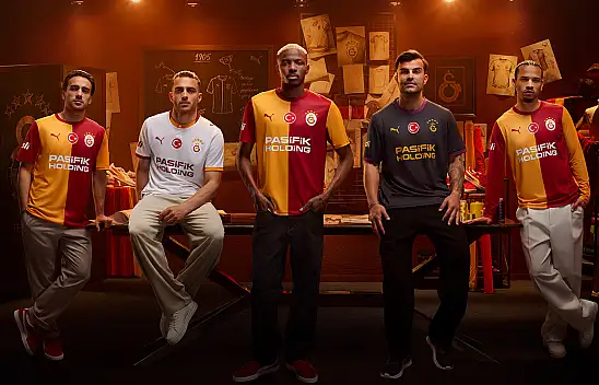 Galatasaray'ın yeni sezon formaları tanıtıldı