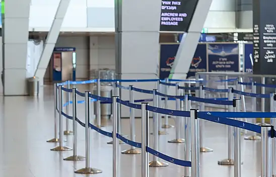 İsrail'in Ben Gurion Havalimanı zehirli duman nedeniyle tahliye edildi