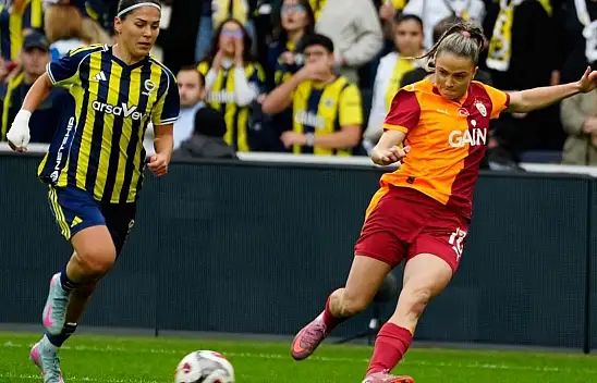 Kadın futbolunda derbi ateşi