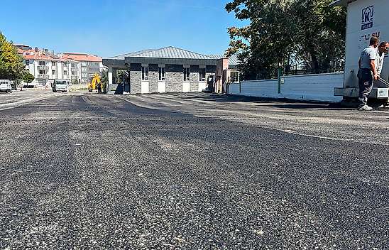 Karapınar'da yol çalışmaları sürüyor