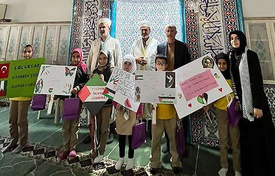 Karkent Camii'nde Gazze için anlamlı program