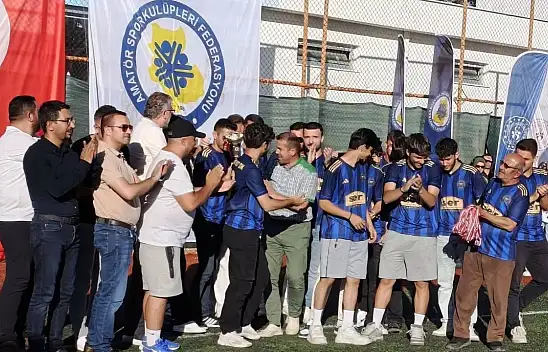 Konya 2. Küme şampiyonları kupalarını aldı