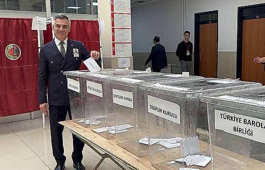 Konya Baro Başkanlığında Oktay Unkur güven tazeledi