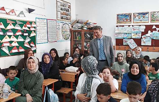 Konya Beyşehir'de minik öğrenciler uyum haftasında ziyaret edildi