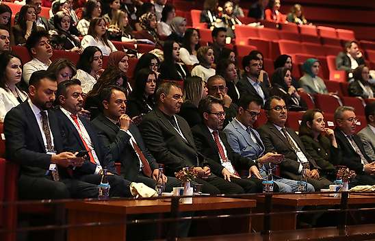 Konya'da 4. Uluslararası Diş Hekimliği Kongresi başladı