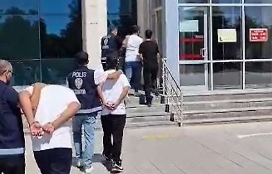 Konya'da 54 yıl kesinleşmiş hapis cezası bulunan 3 şahıs yakalandı