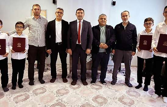 Konya'da 9 öğrenci hafızlık icazetini aldı