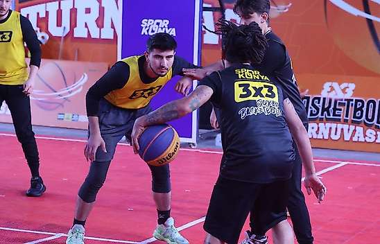 Konya'da basketbol tutkunlarını buluşturan turnuva