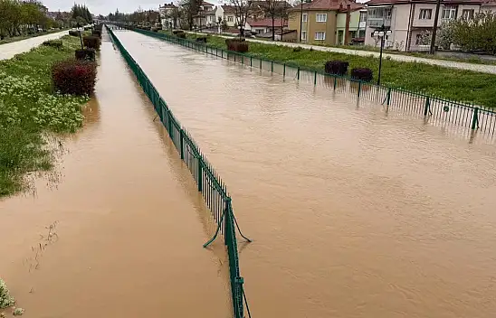 Konya'da çaylar ve nehirler doldu taştı!