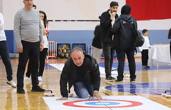Konya'da curling heyecanı yaşandı