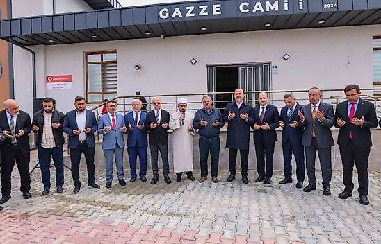 Konya'da Gazze Camii ibadete açıldı