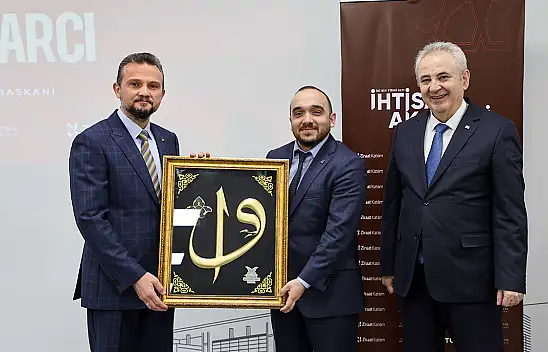 Konya'da gençliğin geleceğine yön veren akademi başladı
