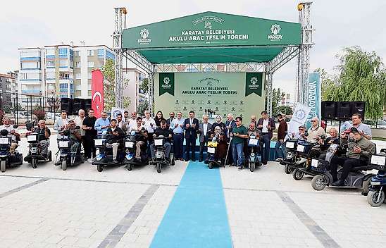 Konya'da gönüllere dokunan destek: Dualar eşliğinde teslim edildi