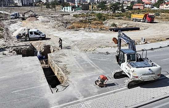 Konya'da içme suyu hatları yenilendi