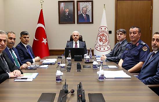 Konya'da ilçelerin performansı masaya yatırıldı!