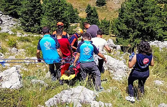 Konya'da kekik toplarken kayalıktan düştü