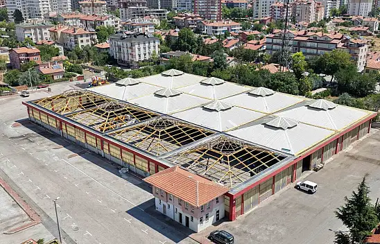 Konya'da o pazar yeri baştan sona yenileniyor