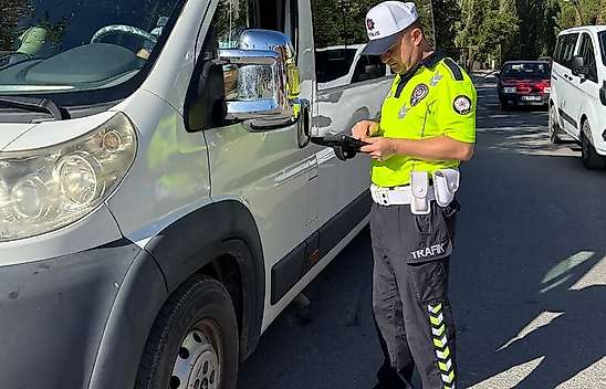 Konya'da okullar mercek altında! Polis ekipleri harekete geçti