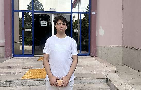 Konya'da otizmli gençten örnek çalışma