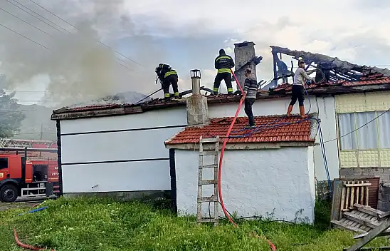 Konya'da panik anları: Alevler evi sardı