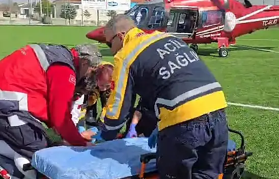 Konya'da rahatsızlanan vatandaşın imdadına hava ambulansı yetişti