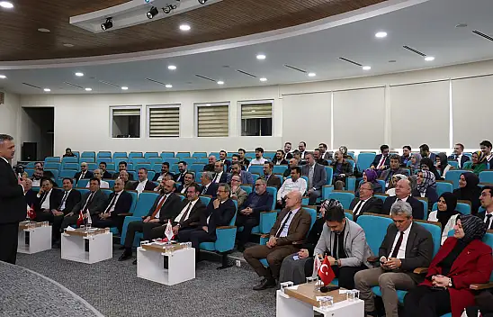 Konya'da 'Sağlıkta Türkiye Yüzyılı' konuşuldu