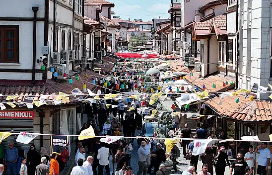 Konya'da Tarihi Çarşılar Alışveriş Günleri indirimle başladı