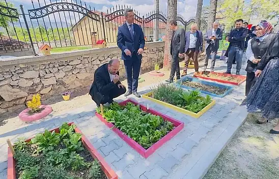 Konya'daki bahçe çocukların neşesiyle hayat buldu