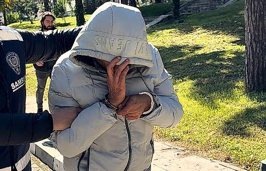 Konya'dan dönüp barıştığı eşini kıskançlık sebebiyle bıçakladı!