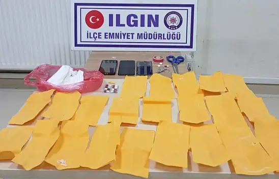 Konya Ilgın'da yasaklı madde operasyonu: 3 tutuklama