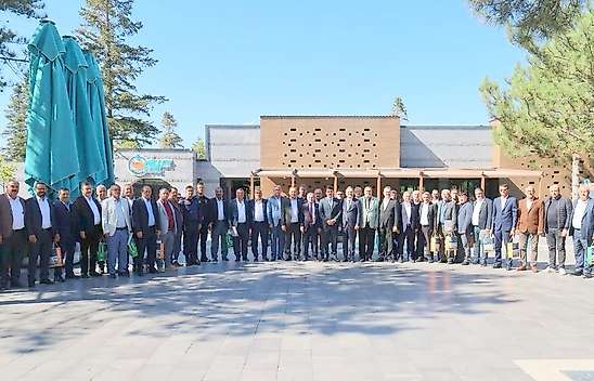 Konya Karapınar'da muhtarlarların mutlu günü