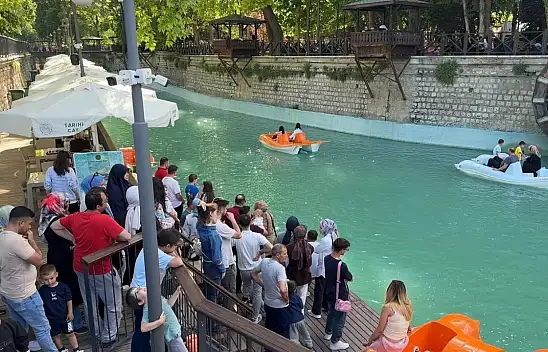 Konya Meram Bağlarına akın etti