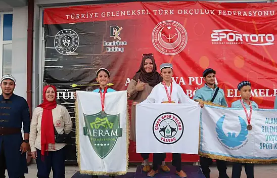 Konya Meramlı okçular madalyaları topladı
