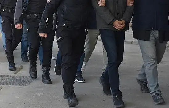 Konya merkezli 13 ilde FETÖ operasyonu: 19 gözaltı