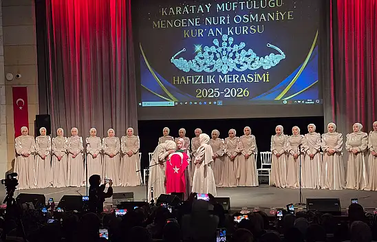 Konya'nın hafizeleri taçlandı