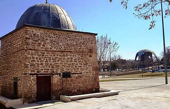 Konya'nın kalbinde asırlara meydan okuyan yapı: Şifahane Mescidi