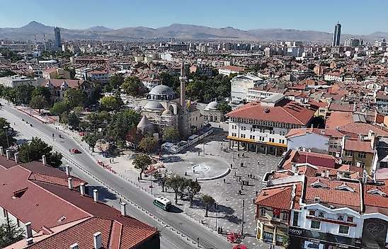 Konya'nın kalbinde büyük değişim! Bakın ne yapılıyor?