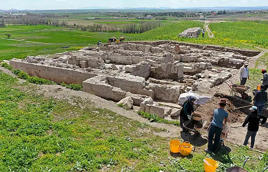 Konya tarihi gün yüzüne çıkıyor