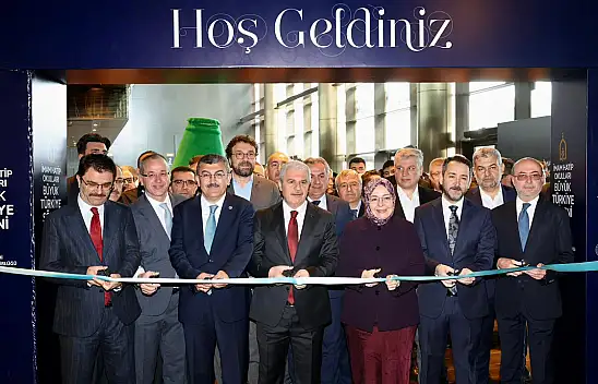Konya Valisi Akın, 'İmam Hatip Okulları Büyük Türkiye Şöleni'ne katıldı